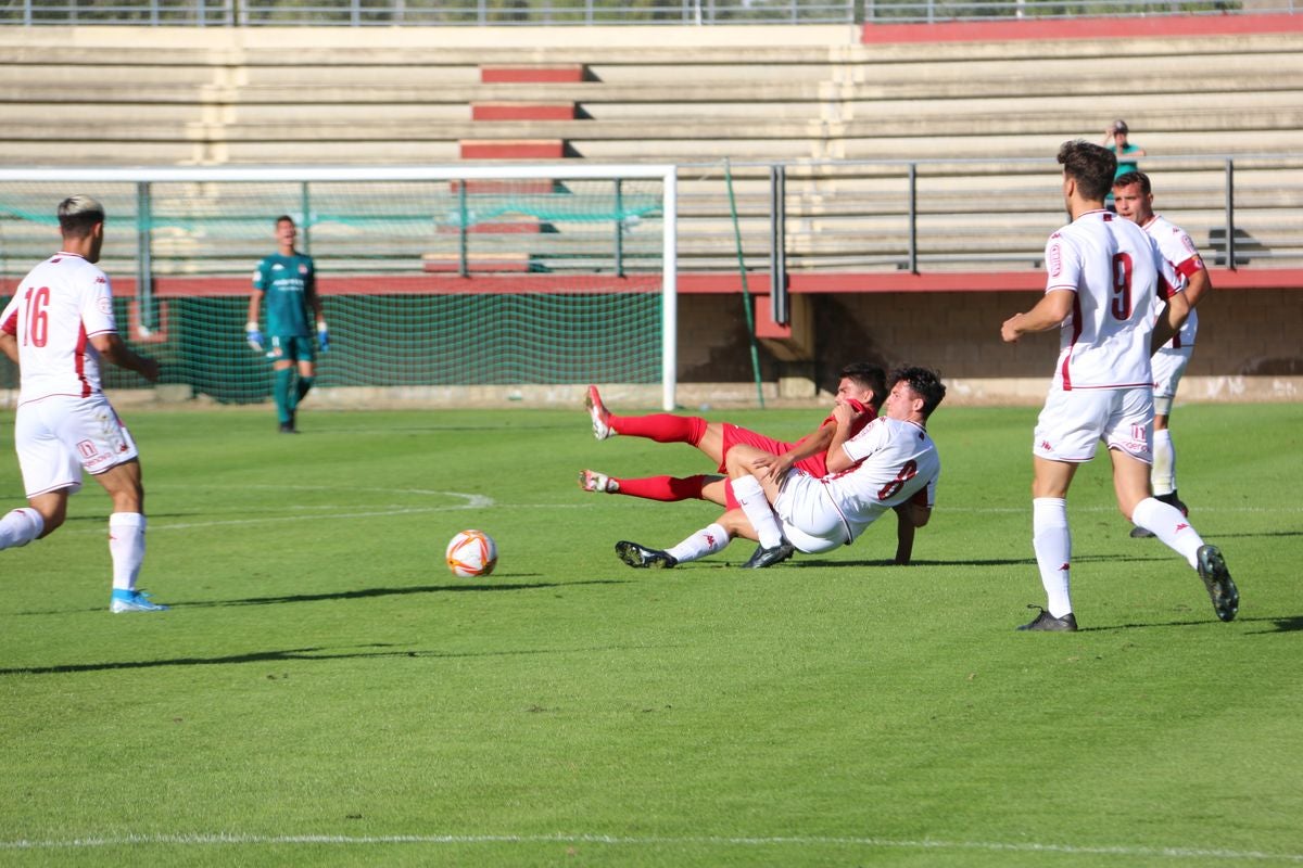 El conjunto de Isra Martínez ha disputado este sábado su primer partido como local de la temporada ante el CD Ribert