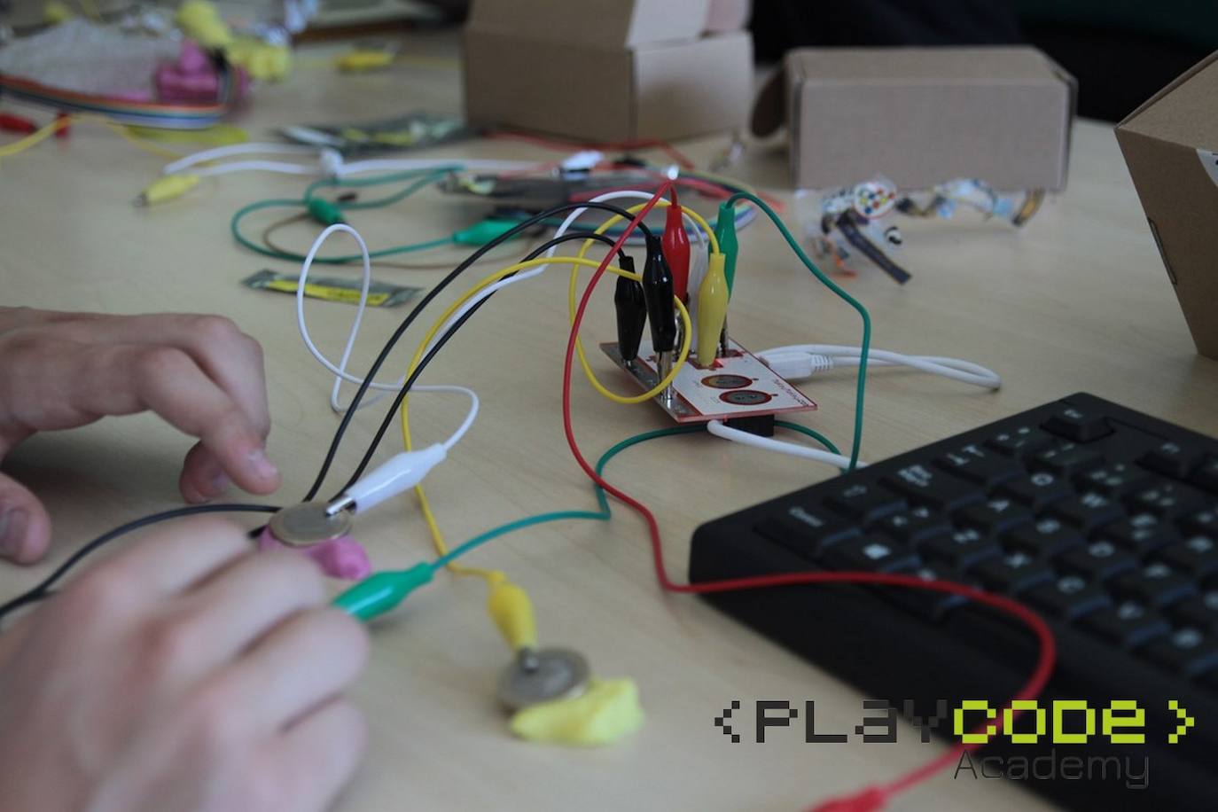 Play Code Academy, programando el futuro de los jóvenes leoneses. 