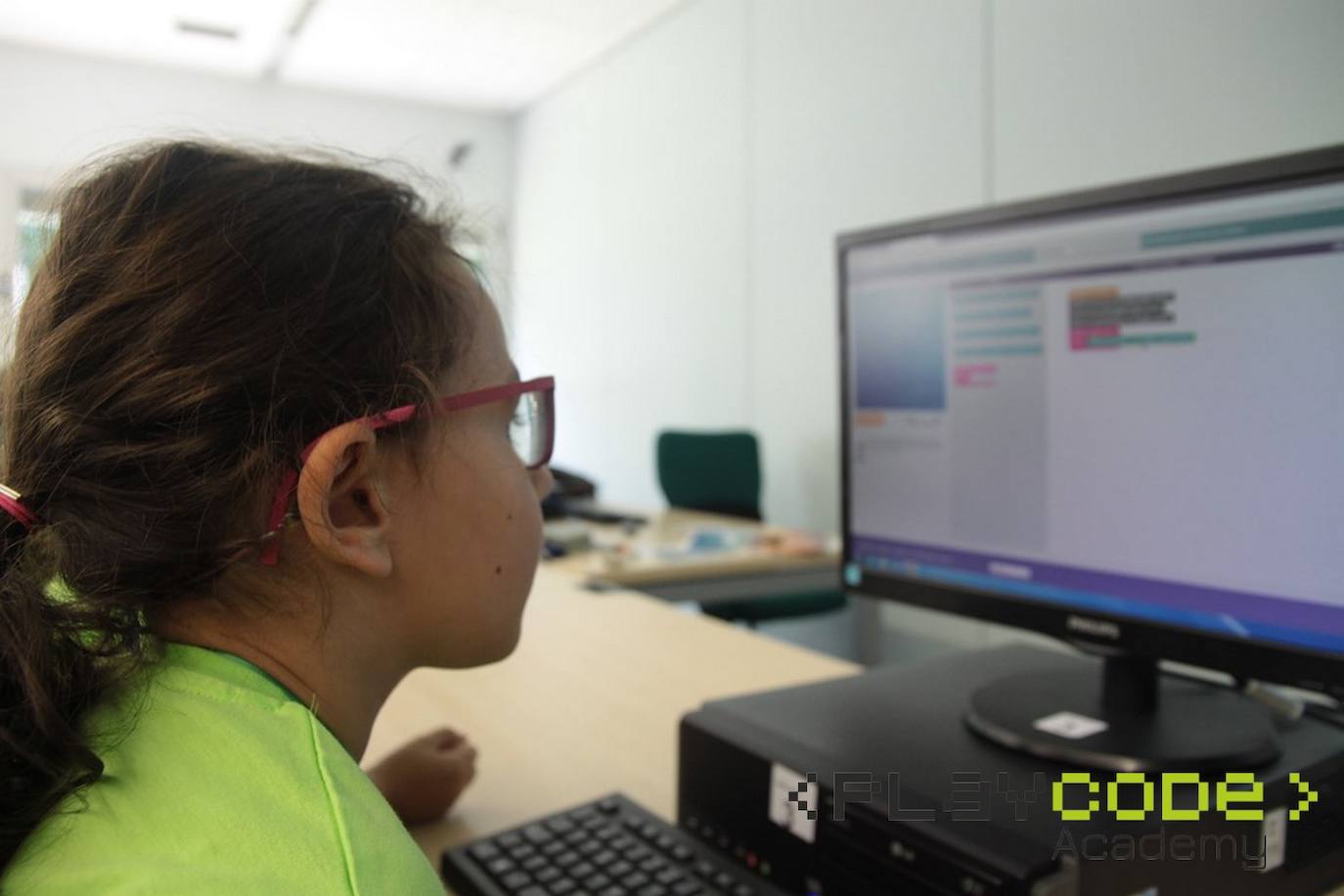 Play Code Academy, programando el futuro de los jóvenes leoneses. 