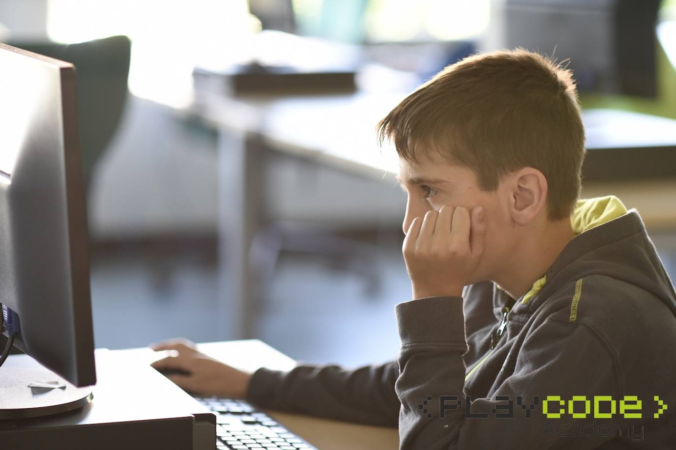 Play Code Academy, programando el futuro de los jóvenes leoneses. 