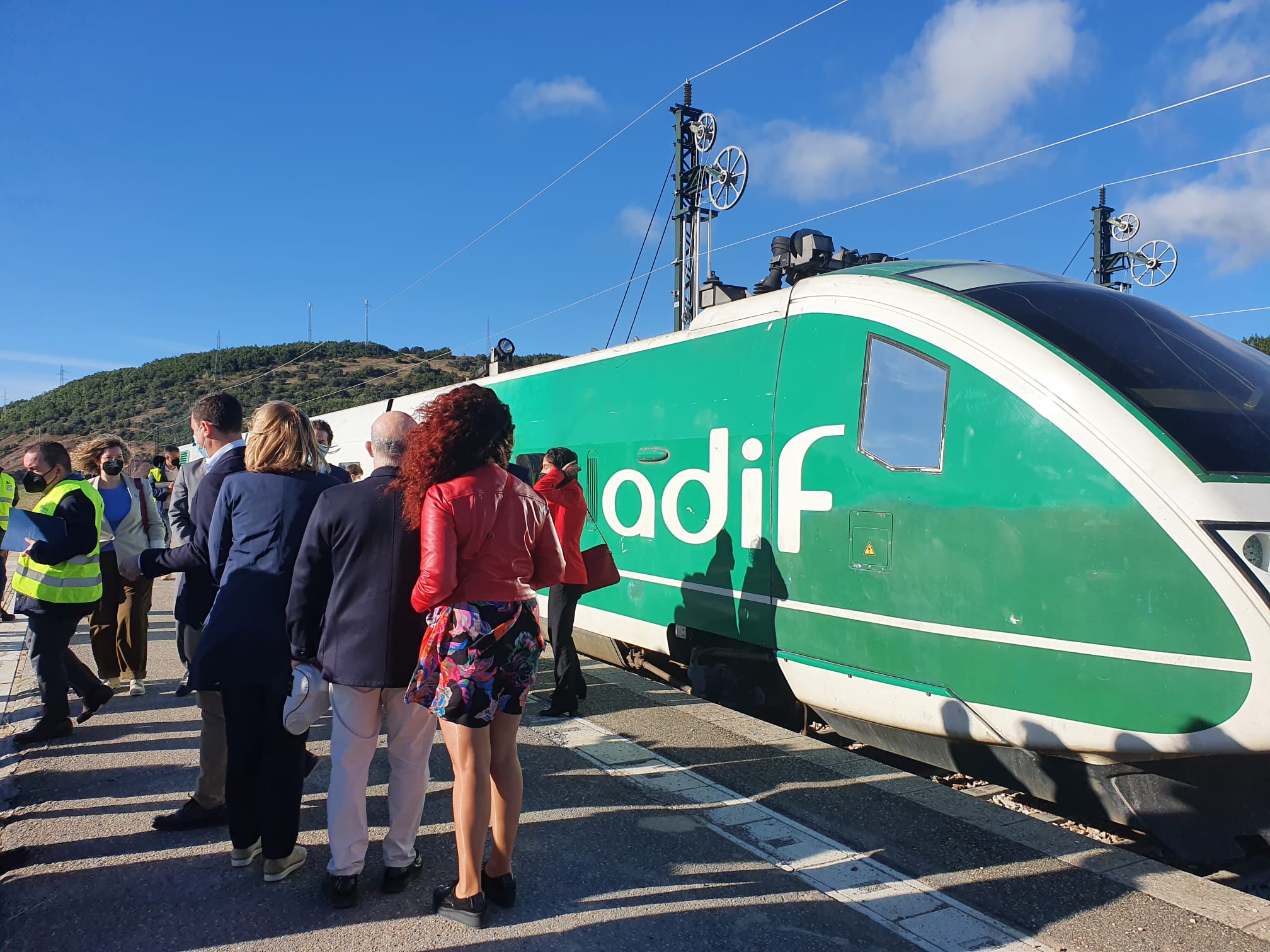 La ministra de Transportes, Movilidad y Agenda Urbana, Raquel Sánchez, realiza el primer viaje sobre esta infraestructura en un 'tren técnico' | Las pruebas de seguridad permitirán su apertura en el último tramo del 2022 o inicios del 2023. 