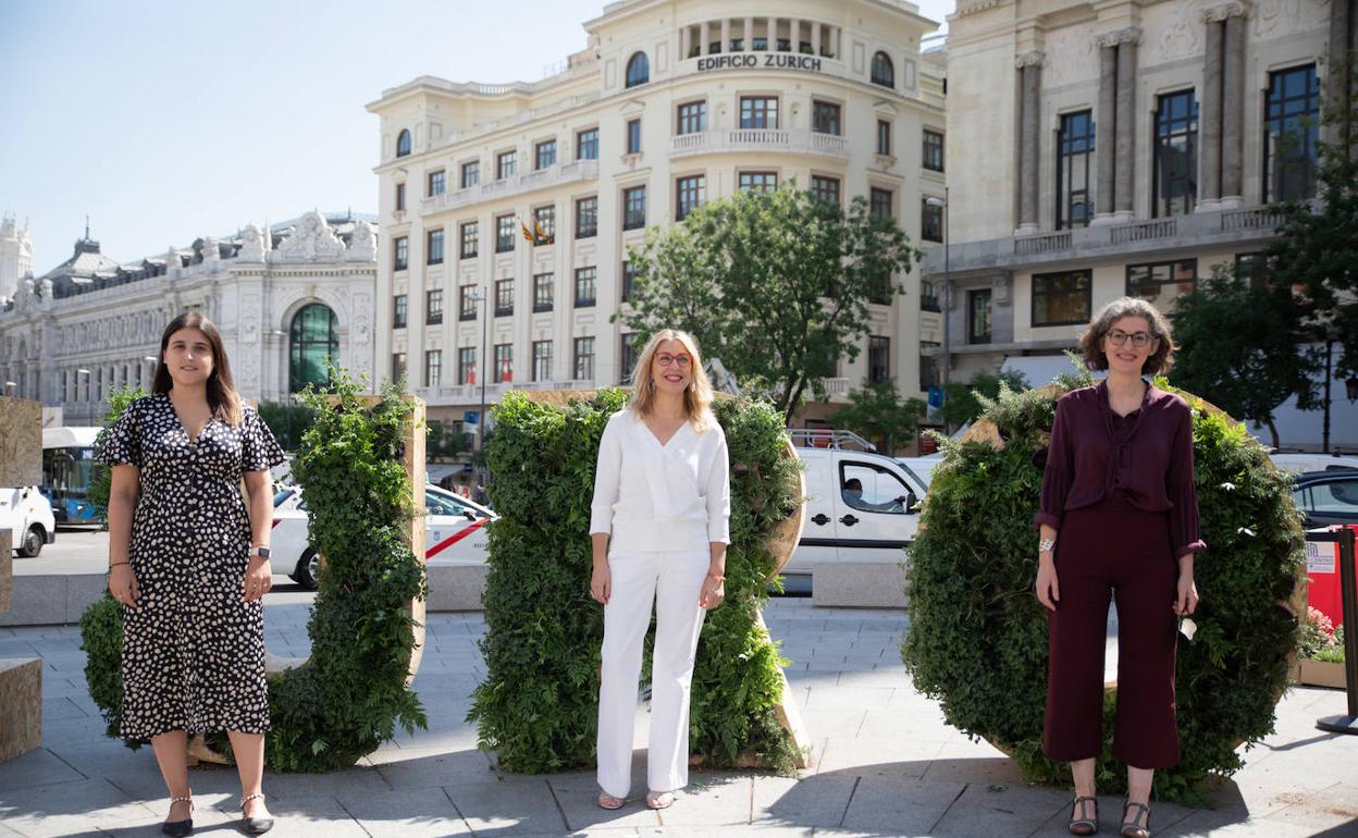 Las eurodiputadas Alicia Homs (PSOE), María Eugenia Rodríguez (Podemos) y Maite Pagazaurtundua (Cs). 