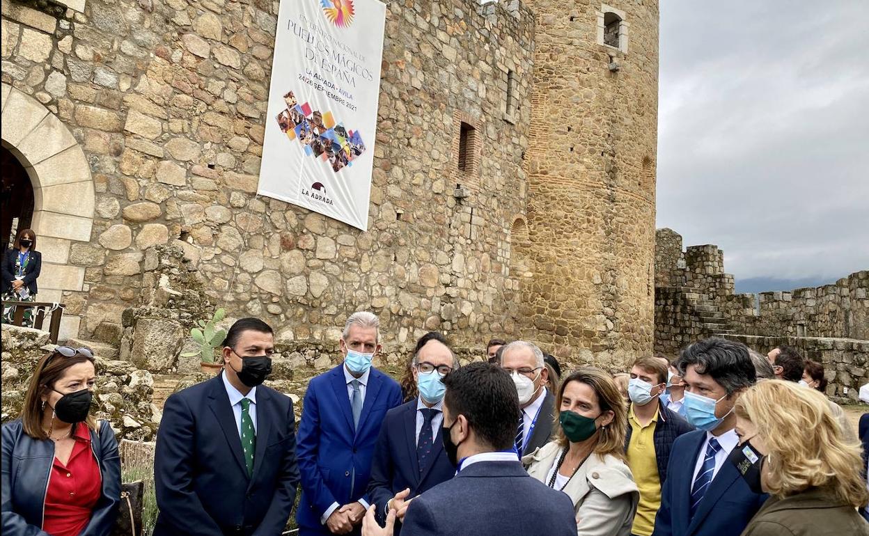 La vicepresidenta y ministra para la Transición Ecológica y el Reto Demográfico, Teresa Ribera, inaugura el Encuentro Nacional de Pueblos Mágicos de España: «Un Medio Rural Vivo en el marco de la Agenda 2030», en un acto en el que participa el consejero de Cultura y Turismo, Javier Ortega.