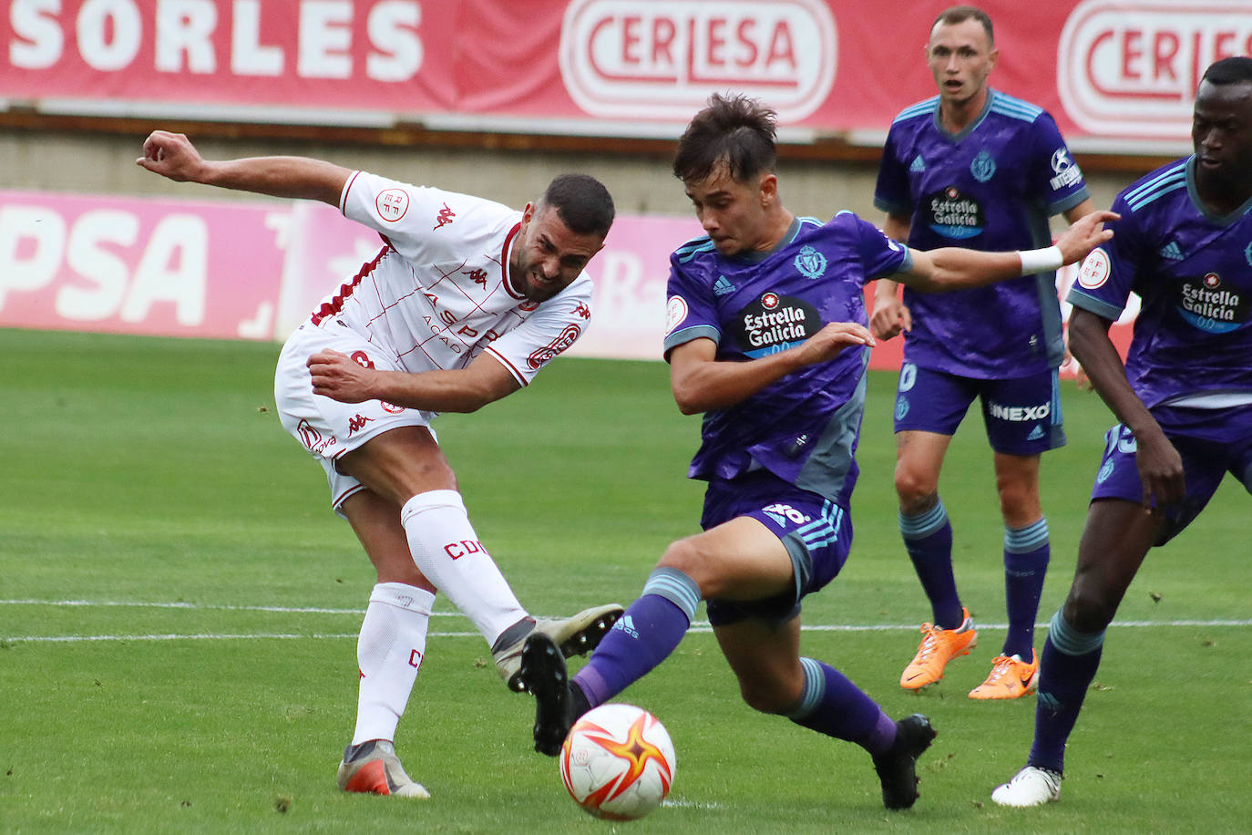 El conjunto leonés disputó en el Reino la quinta jornada de liga.