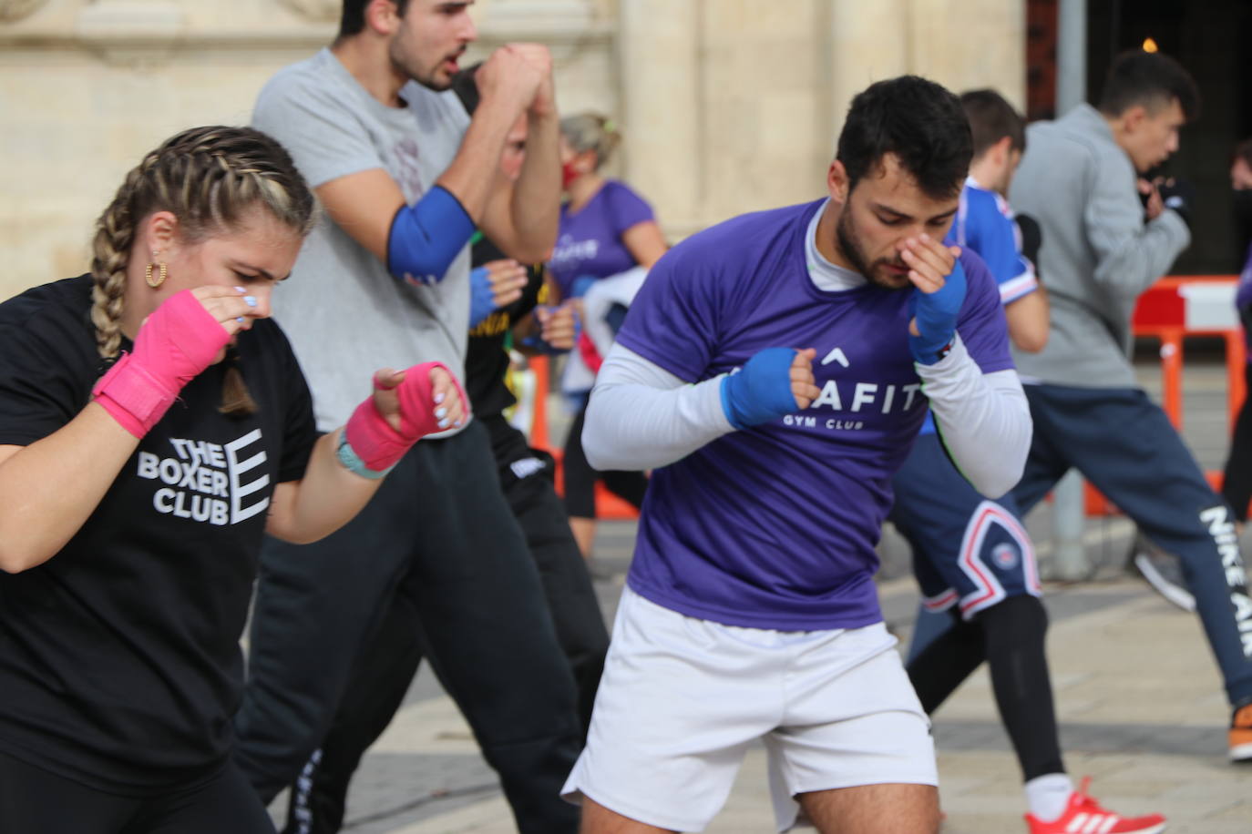 Altafit saca a la calle sus mejores armas contra la pereza dominical.