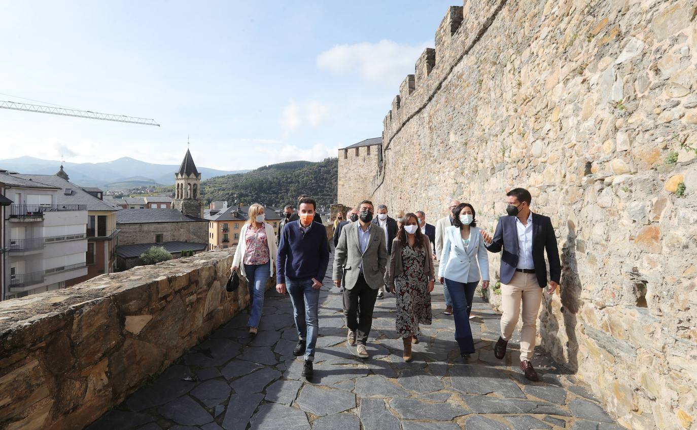 Fotos: El portavoz del Comité Ejecutivo de Ciudadanos visita Ponferrada