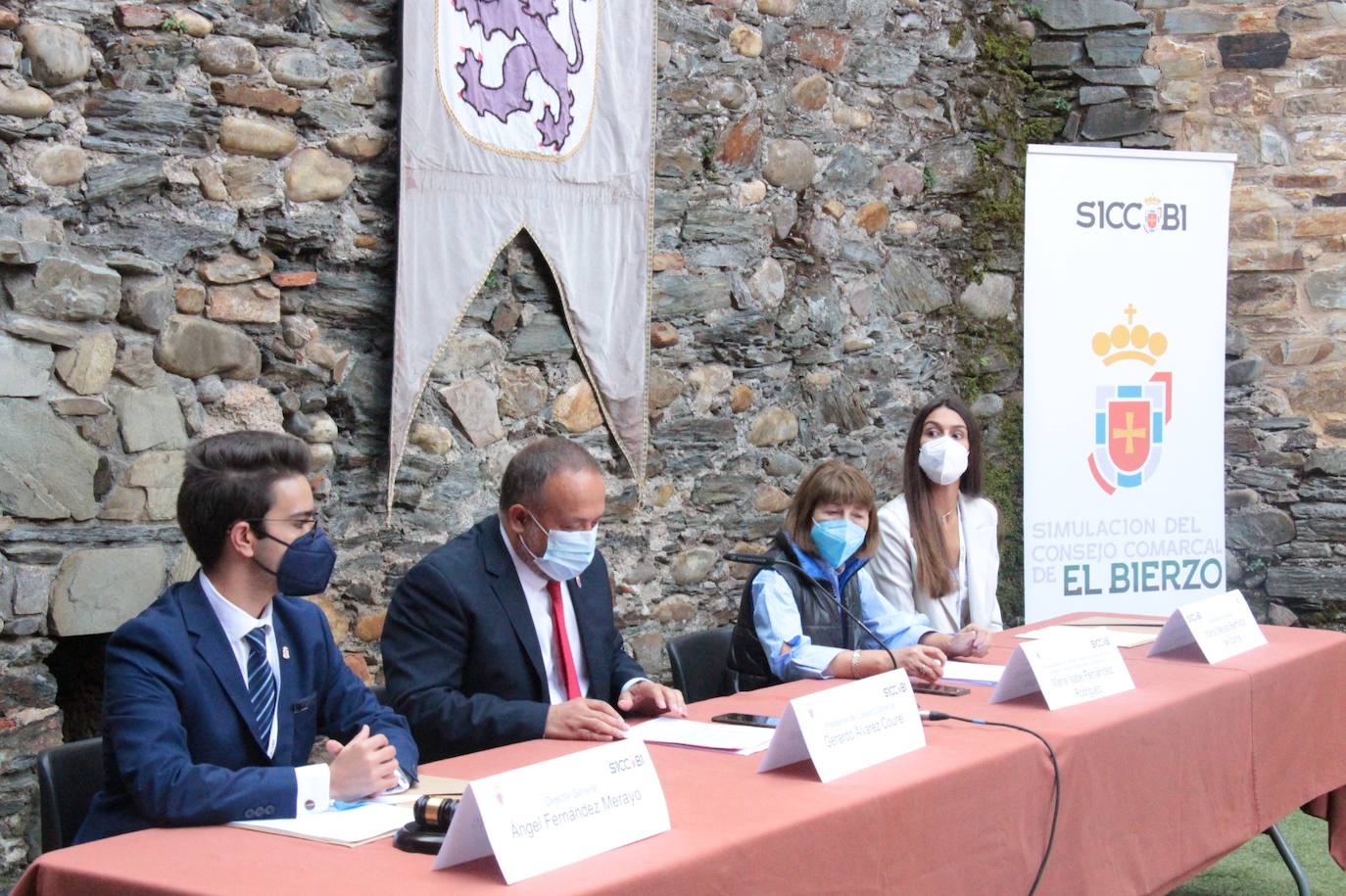 Inauguración del evento de Simulación del Consejo Comarcal del Bierzo (Siccobi).