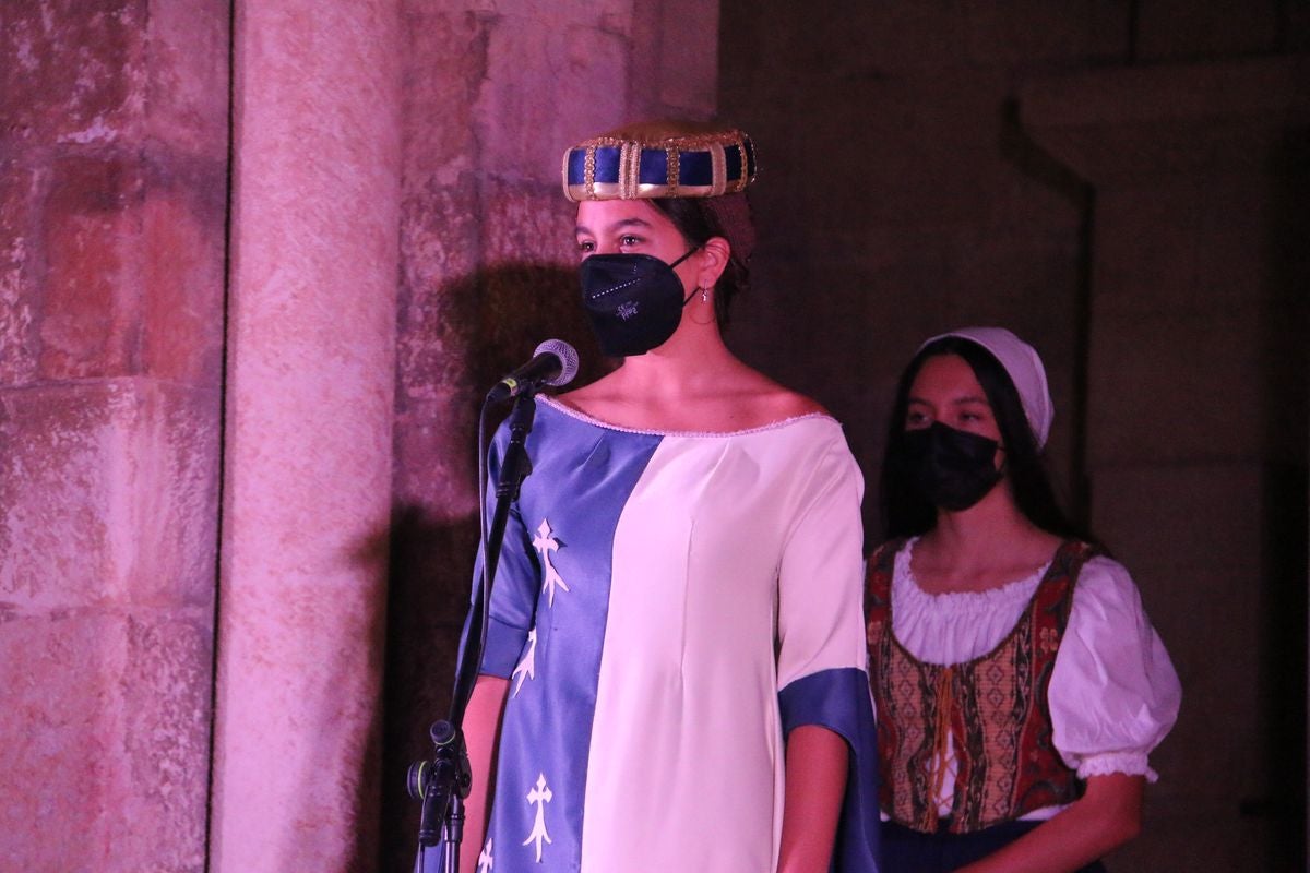 La representación del tributo de las 100 doncellas al representante del Emir de Córdoba es una tradición en las Fiestas de San Froilán.