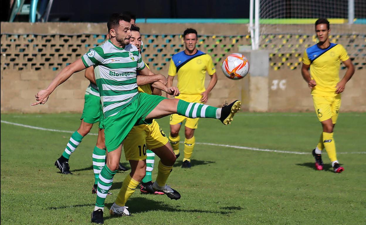 Un lance de un partido de La Virgen.