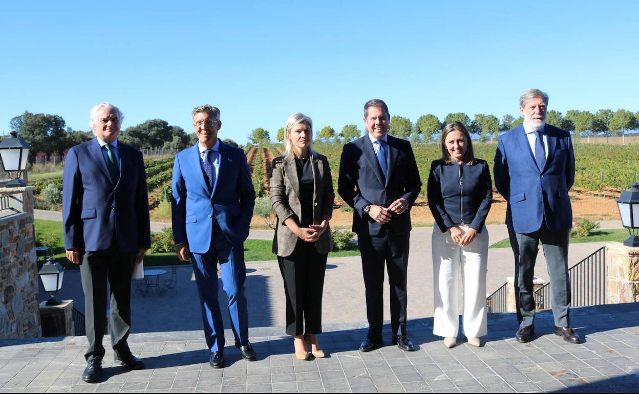 Los representantes de las patronales de Madrid, Asturias y Castilla y León, en el acto organizado por Fele.