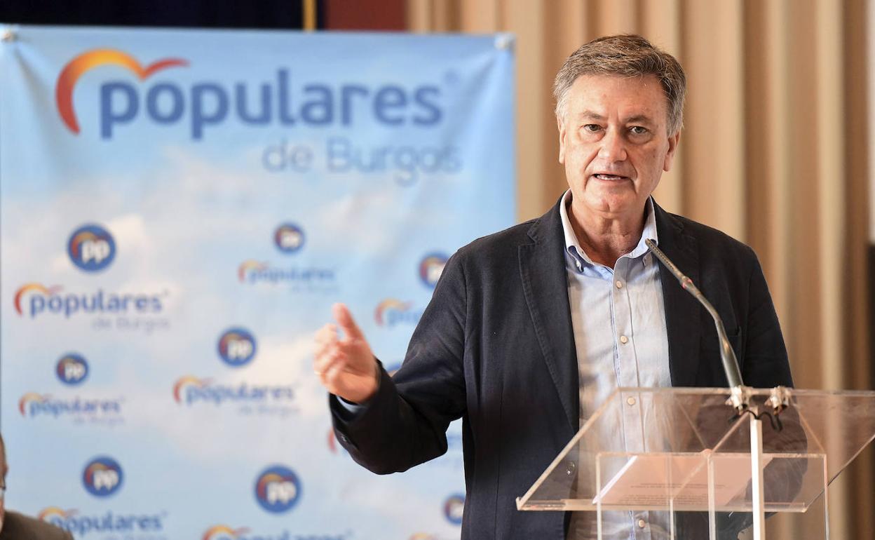 El secretario autonómico del PP, Francisco Vázquez.