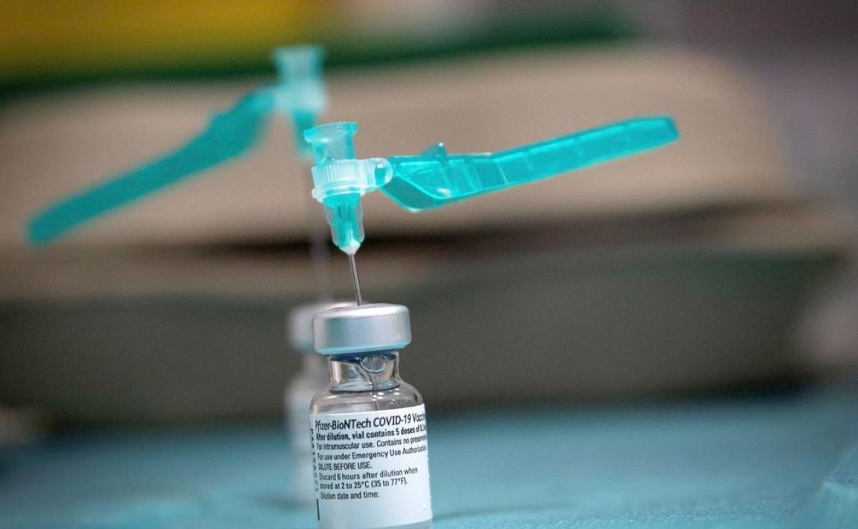 El efecto de las vacunas sigue siendo notable en el control de la pandemia. 