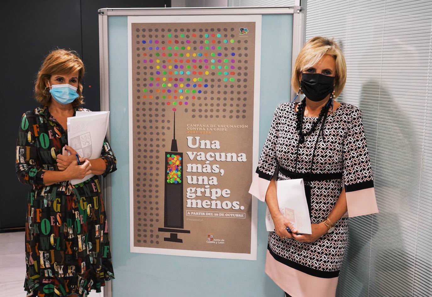 a consejera de Sanidad, Verónica Casado, presenta la 'Campaña autonómica 2021 de vacunaciones sistemáticas frente a la gripe y el neumococo'.
