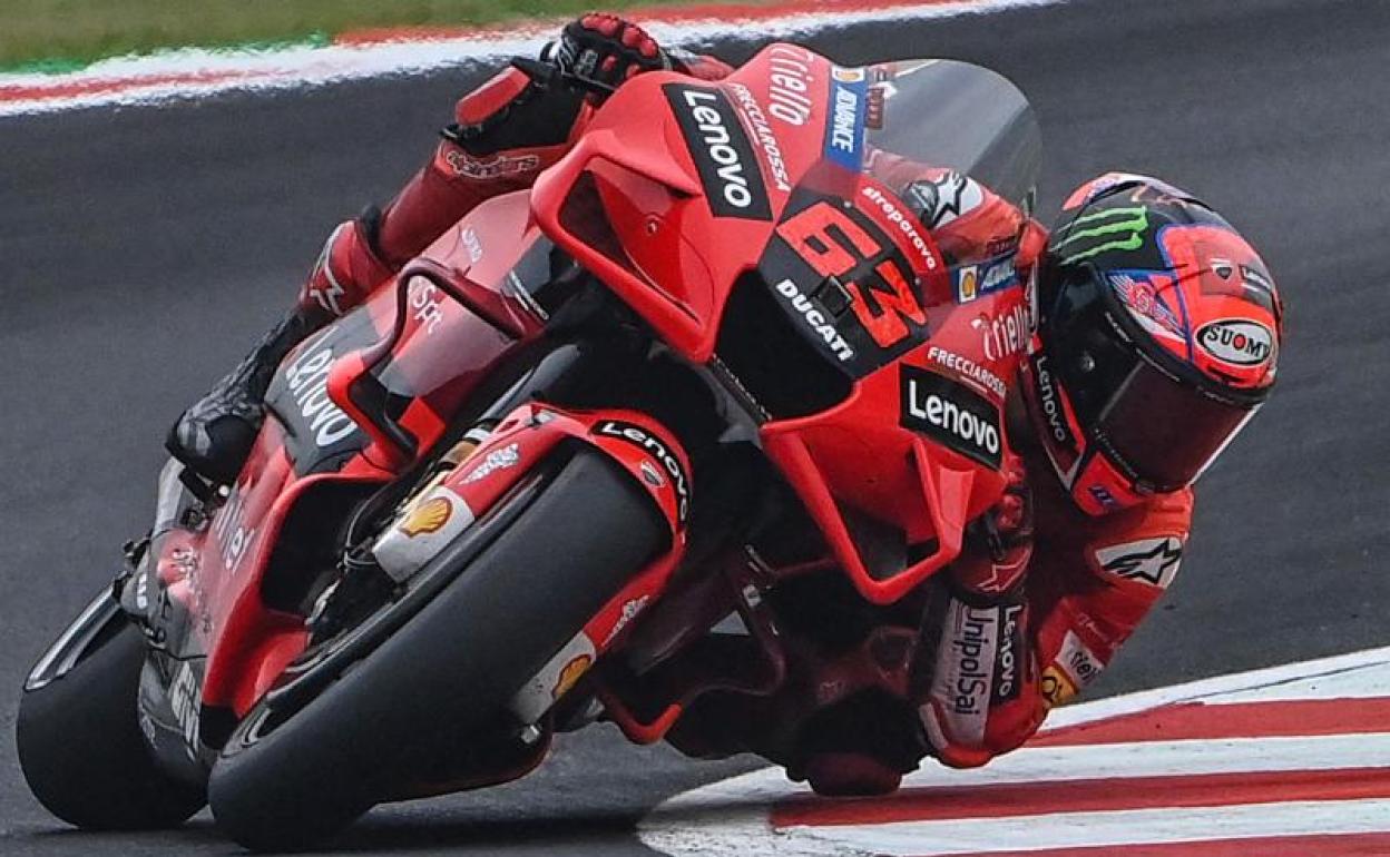 Francesco Bagnaia, durante la sesión de clasificación. 