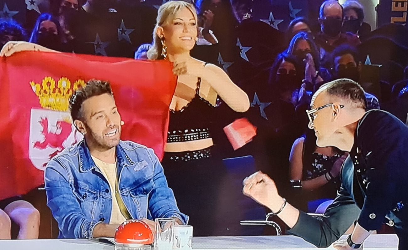 ¿Se puede ser más leonés que Dani Martínez? El showman leonés, miembro del jurado del exitoso programa televisivo Got Talent, remarca su pertenencia «a la tierrina» y se convierte en un embajador permanente desde la pequeña pantalla.