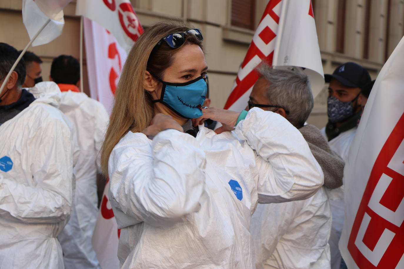Reclaman que no haya deslocalización de sus puestos de trabajo y que no se siga adelante con la desindustrialización de León.