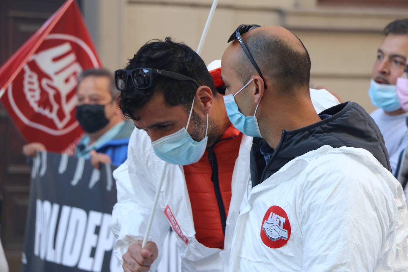 Reclaman que no haya deslocalización de sus puestos de trabajo y que no se siga adelante con la desindustrialización de León.