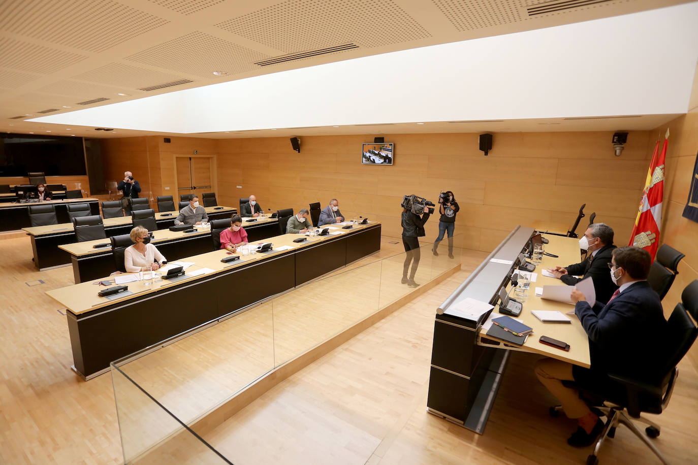 Reunión de la Comisión de Investigación de las Cortes sobre las residencias