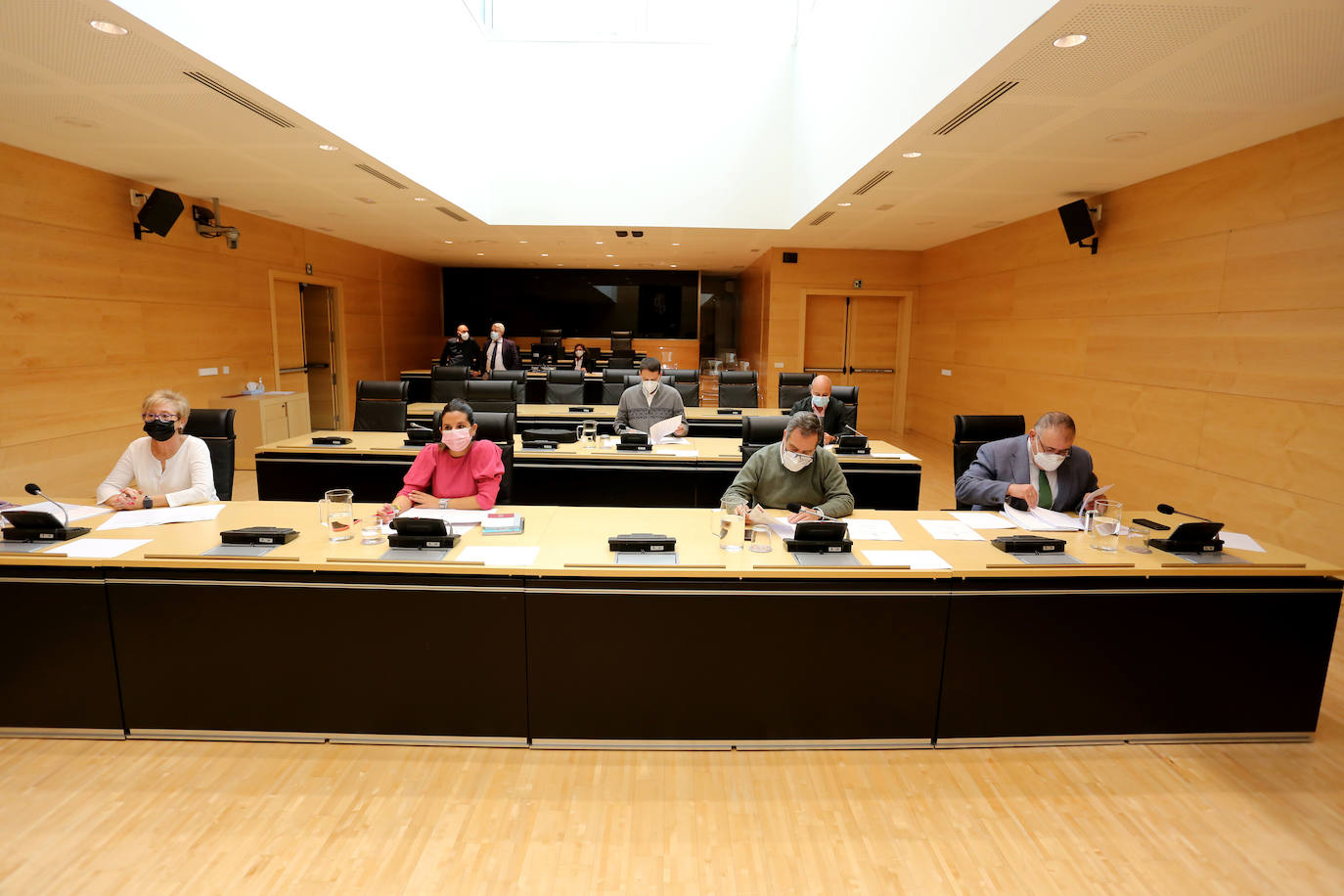 Reunión de la Comisión de Investigación de las Cortes sobre las residencias