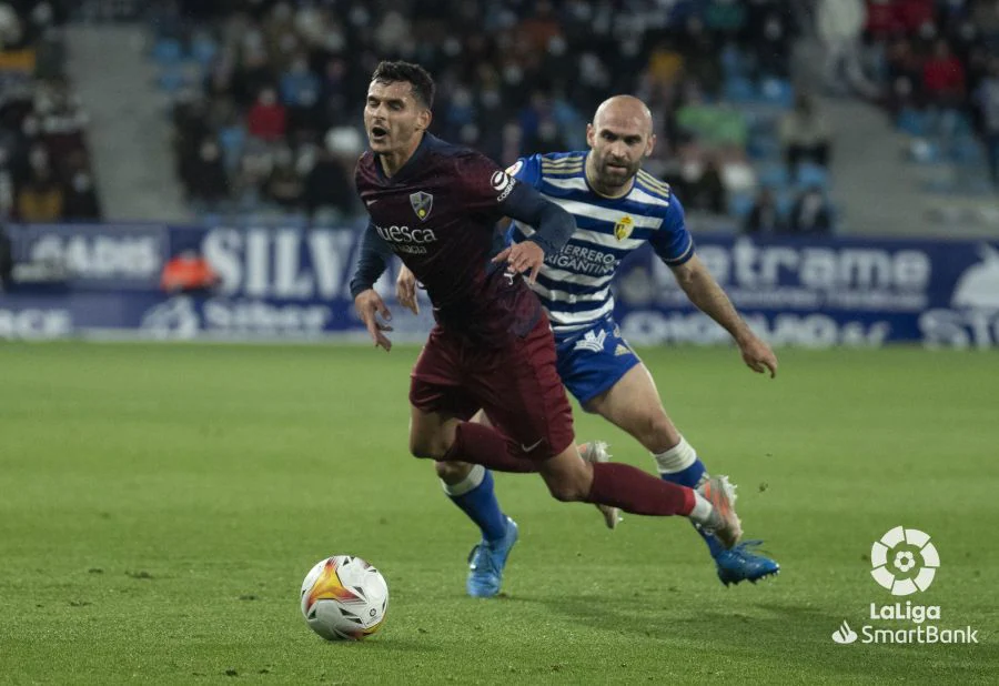 El conjunto berciano ha empatado ante el conjunto altoaragonés en la 14ª jornada de Segunda División 