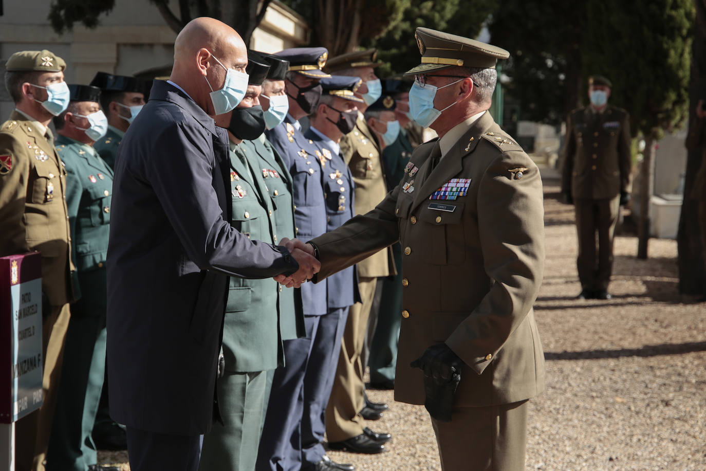 Fotos: Acto del Día de los caídos por España en León