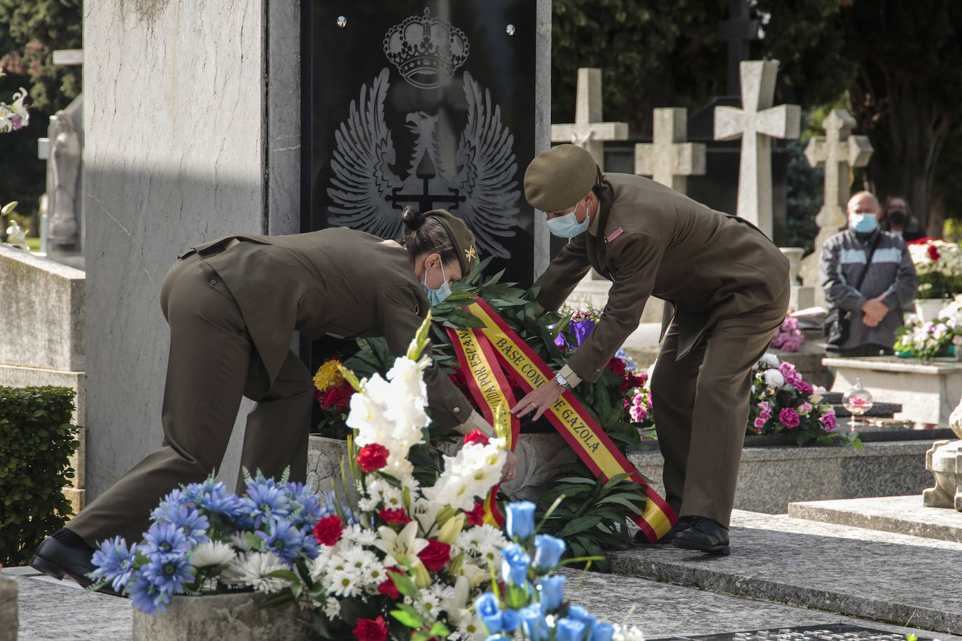 Fotos: Acto del Día de los caídos por España en León