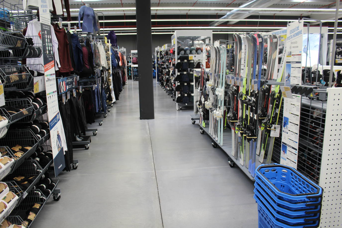 La tienda deportiva abre sus puertas este viernes 5 de noviembre con buena acogida por parte de los leoneses.