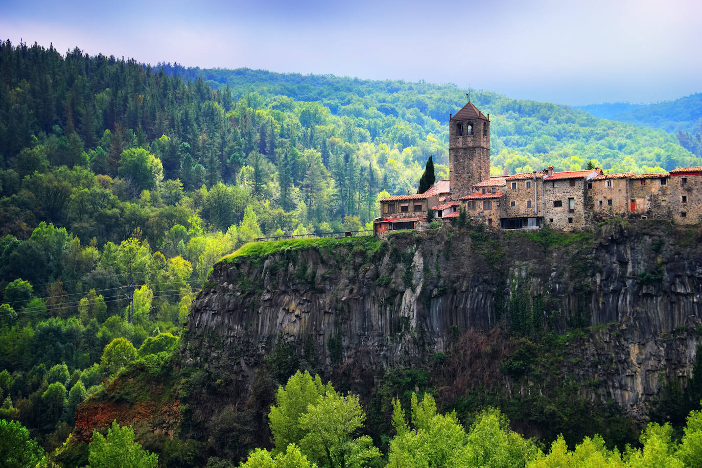 Castellfollit de la Roca (Girona)