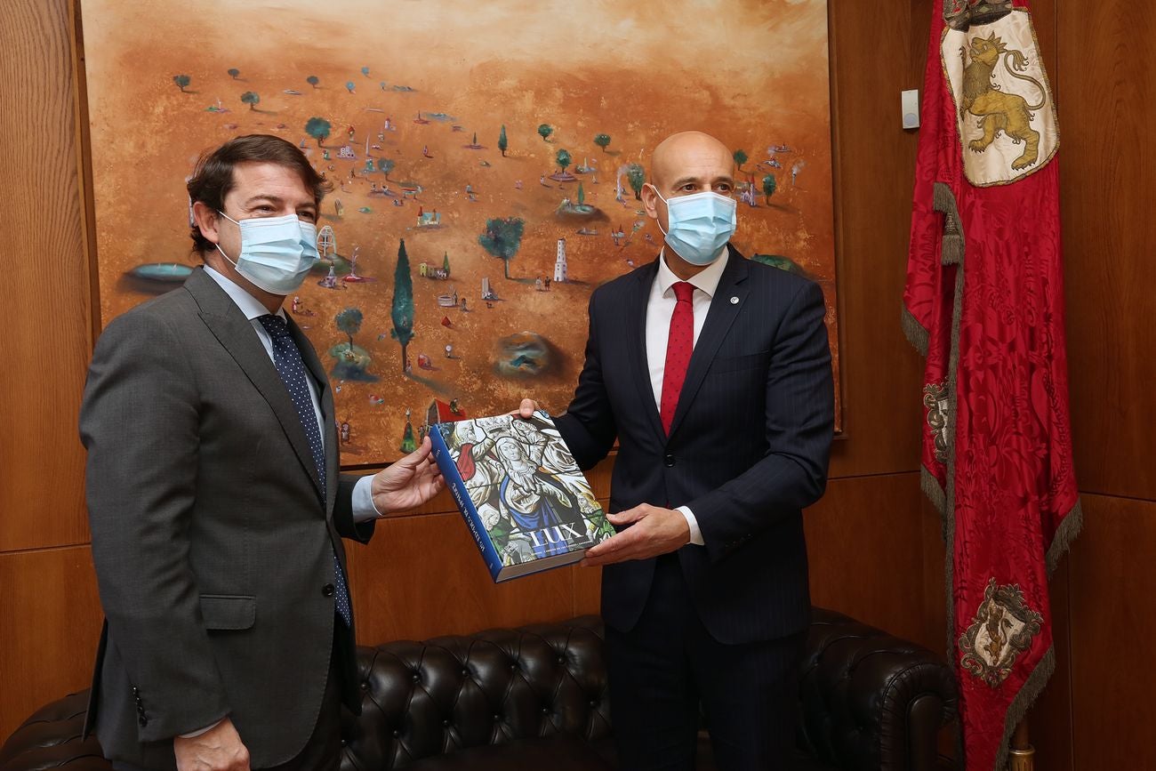 El presidente de la Junta, Alfonso Fernández Mañueco, rubrica el acuerdo de ampliación junto con el alcalde de la ciudad, José Antonio Diez | La inversión inicial asciende a 10 millones de euros | La Junta coordinará las expropiaciones y venta de parcelas. 