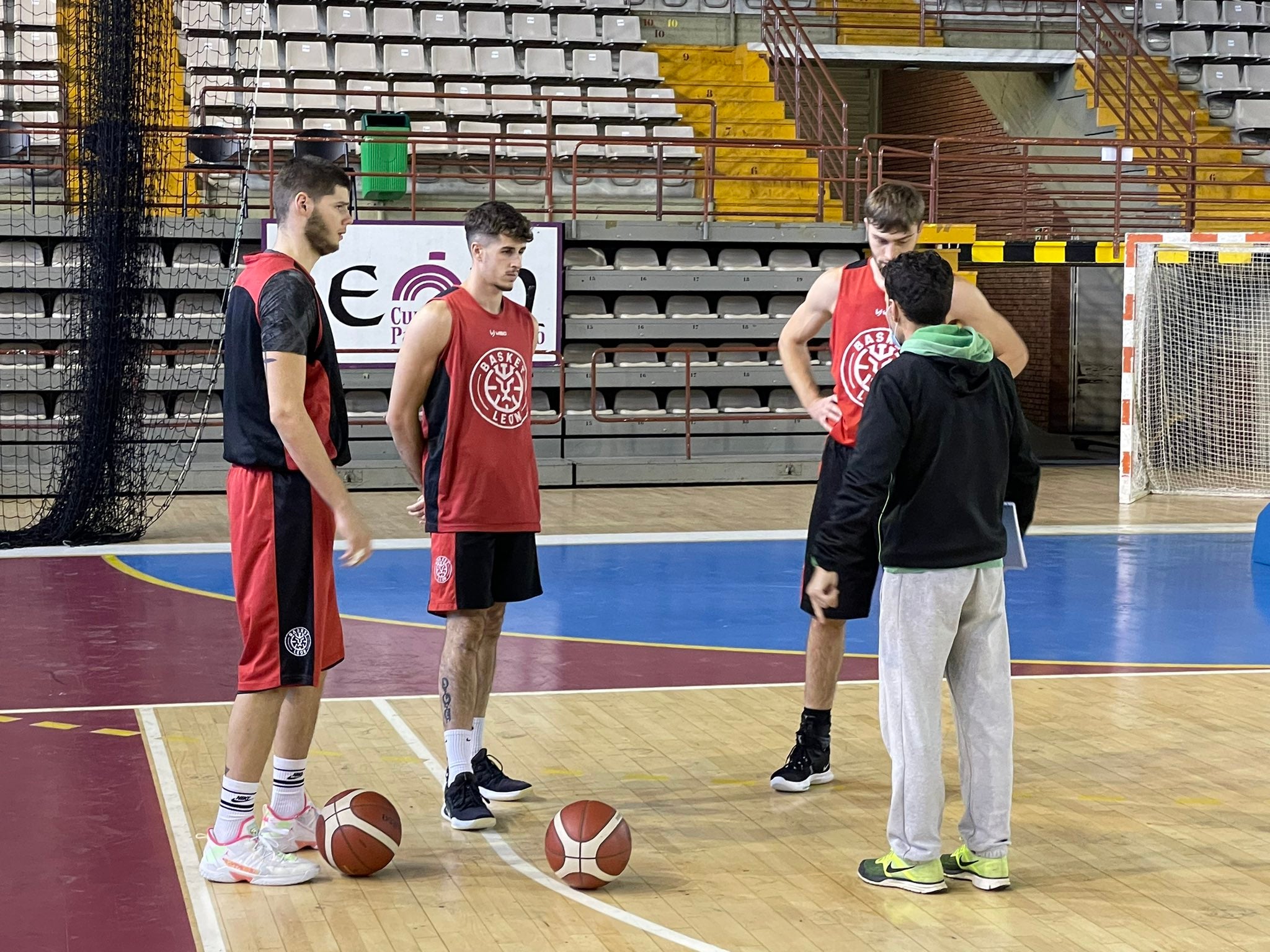 Basket León busca sumar un nuevo triunfo ante el Chantada.