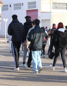 Imagen secundaria 2 - Varias imágenes a la salida de la marcha.