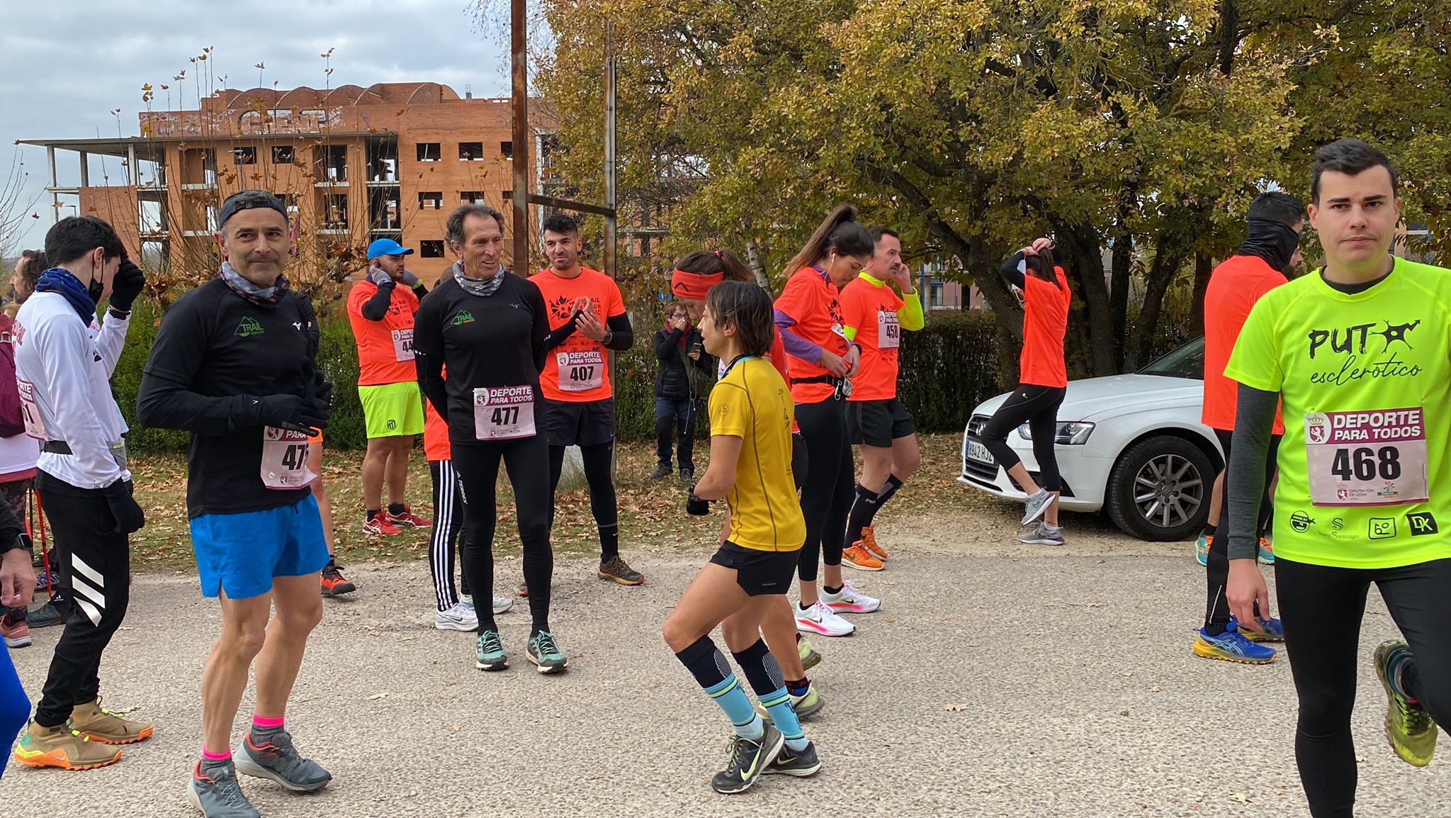 La Trail Fashion Week ha combinado deportes, música y moda en una tarde con un fin único: recaudar fondos para la investigación de la esclerosis múltiple.