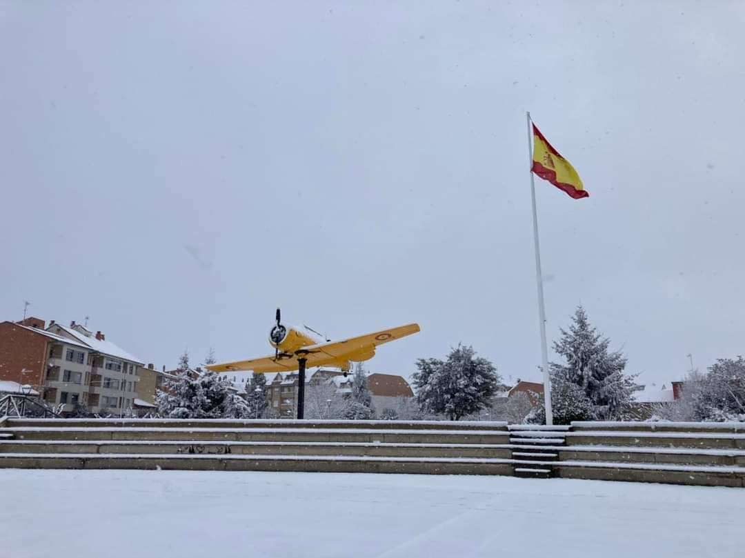 El temporal 'Arwen' deja estampas invernales en toda la provincia con precipitaciones de nieve en muchas comarcas leonesas.