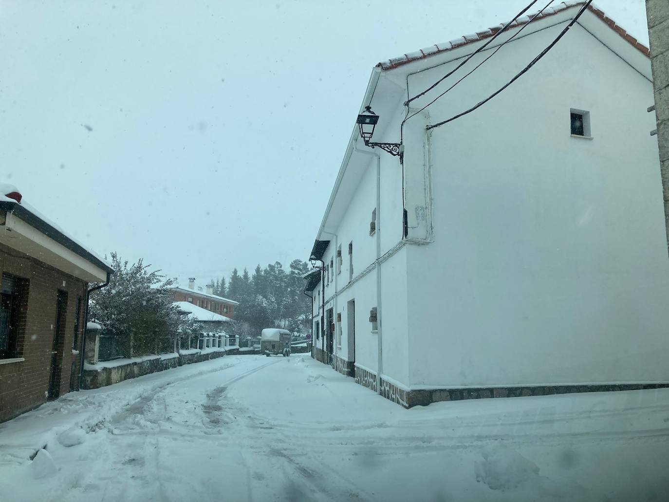 Fotos: La nieve cubre de blanco Villamanín