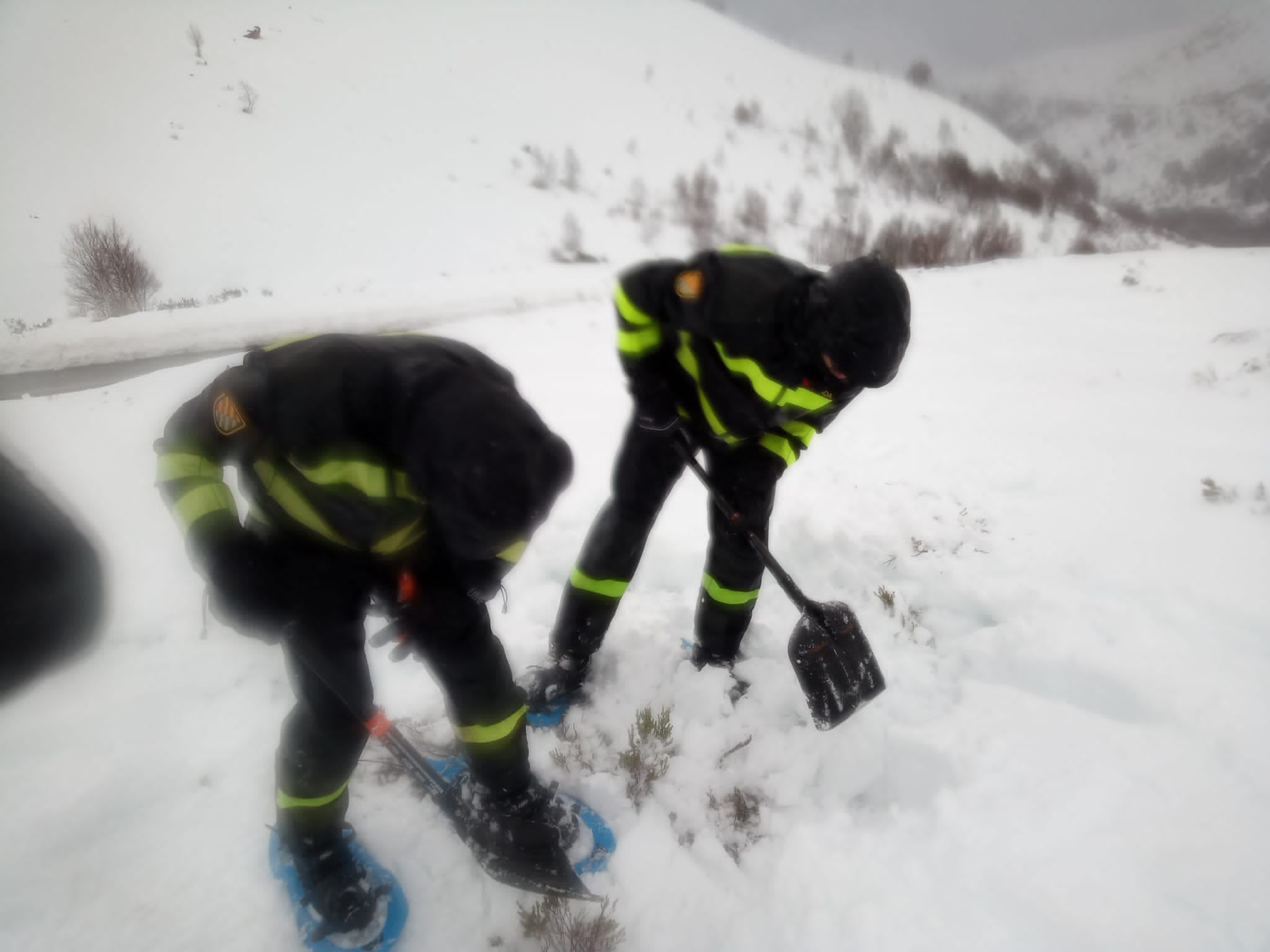 La Unidad Militar de Emergencias ubicada en El Ferral del Bernesga participa con 350 militares y 120 vehículos en ejercicios de emergencia en tormentas invernales.