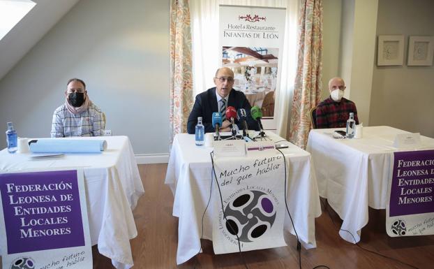 Un instante de la rueda de prensa celebrada en el Hotel Infantas de León.