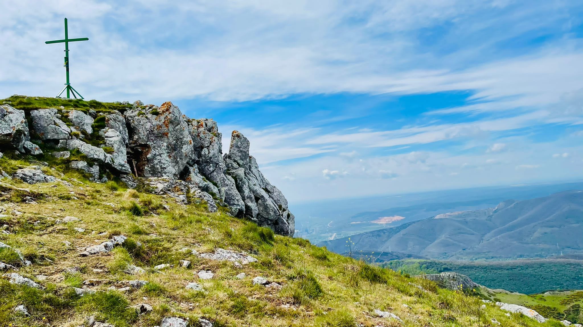 Varios amigos lideran una iniciativa que ha permitido a los amantes del trail disfrutar del entorno del valle de Gordón.