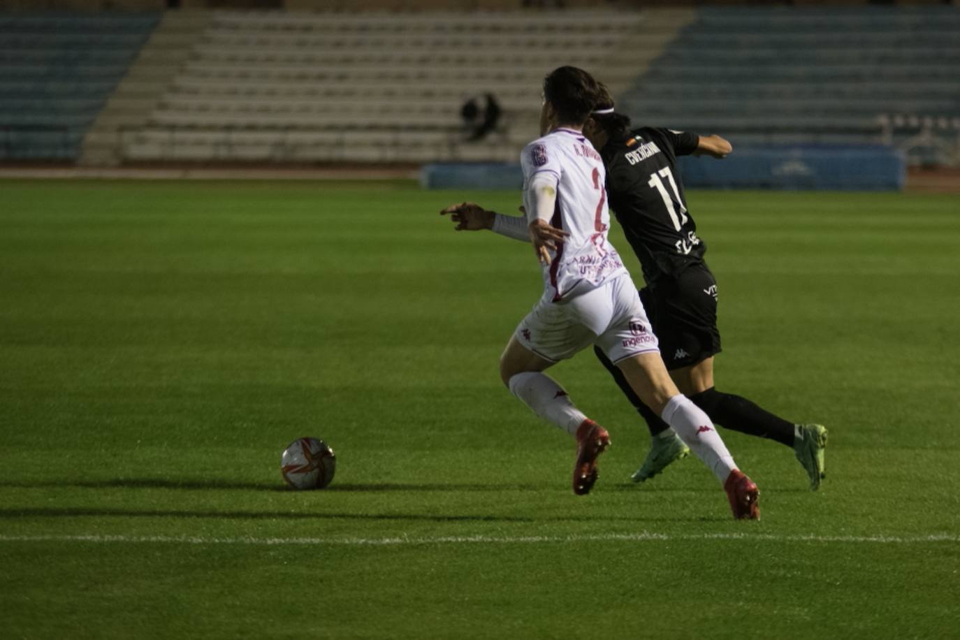 Los leoneses superan al San Fernando (2-3) y superan la primera eliminatoria copera