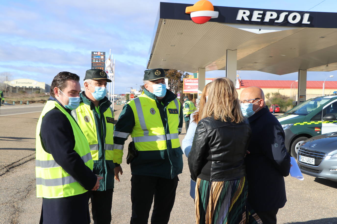 a delegada del Gobierno en Castilla y León, Virginia Barcones, prevé que la movilidad para este peunte de la Constitución sea un 1,5% superior al 2019 y pide especial precaución en las zonas de montaña ante los fenómenos meteorológicos adversos previstos.