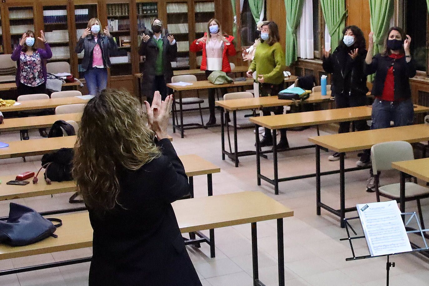 Fotos: Ensayo de la agrupación Femenino Coral Voces de León