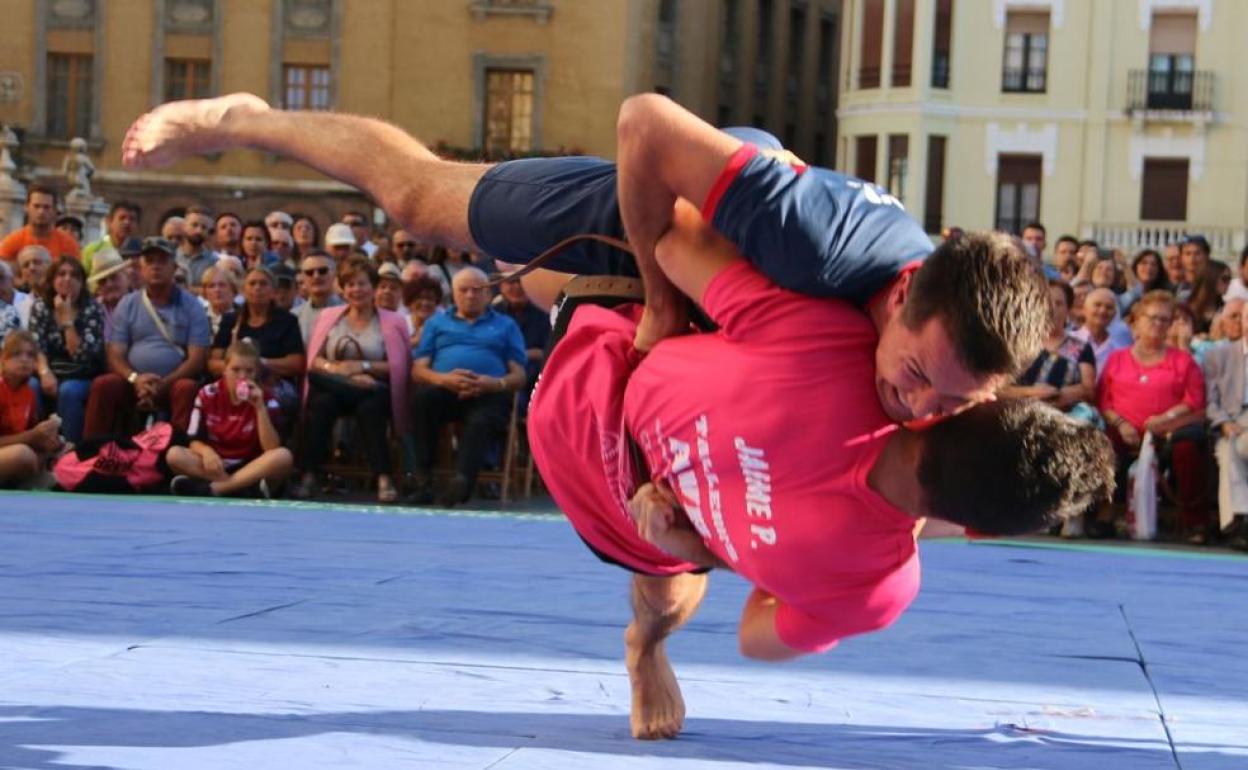 La lucha leonesa recibe el impulso de la Junta con 4.208 euros.
