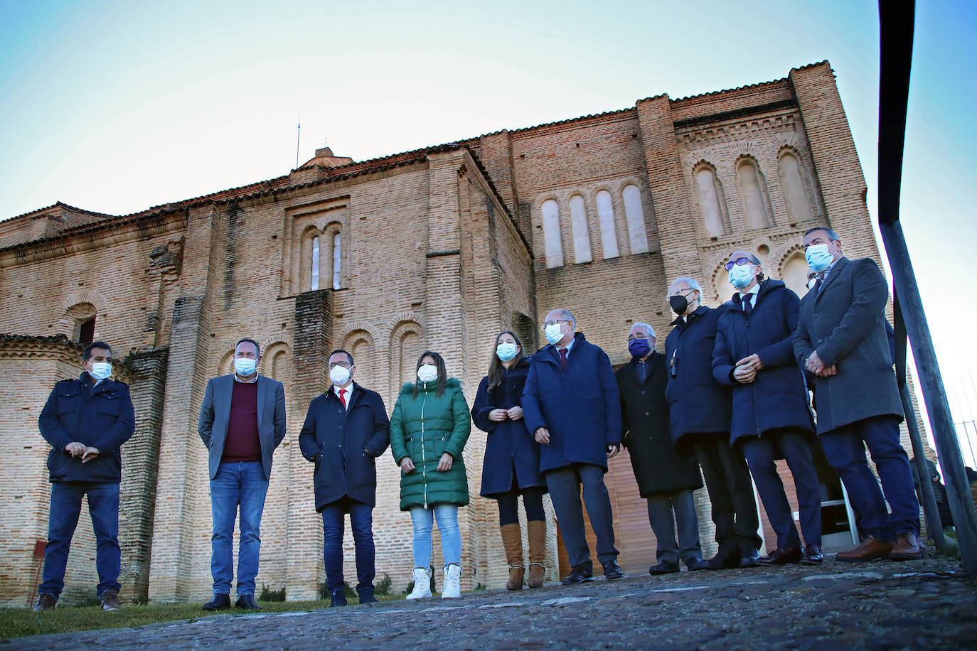 El vicepresidente Francisco Igea, visita la sede de la XXV edición de las Edades del Hombre acompañado por el consejero de Cultura, Javier Ortega; el director general de Patrimonio, Gumersindo Bueno; la delegada territorial Ester Muñoz la alcaldesa de Sahagún, Paula Conde.