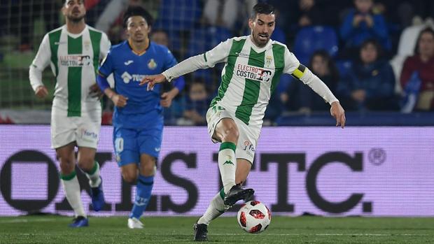 Lance del encuentro entre Córdoba y Getafe en el que el catalán fue expulsado. 