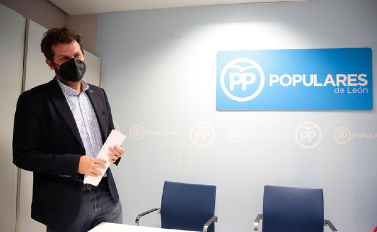 El presidente provincial del PP, Javier Santiago, en una imagen de archivo.