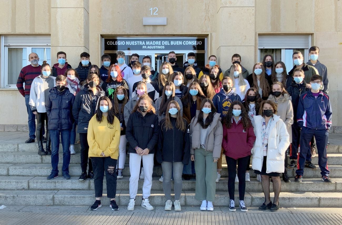 Grupo de Voluntarios del Colegio Ntra. Madre del Buen Consejo, PP. Agustinos deLeón.