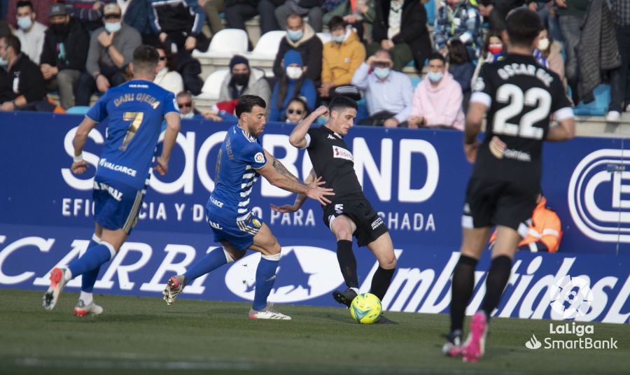 El estadio berciano ha acogido la última jornada antes del parón navideño con un encuentro entre la Deportiva y el Amorebieta.