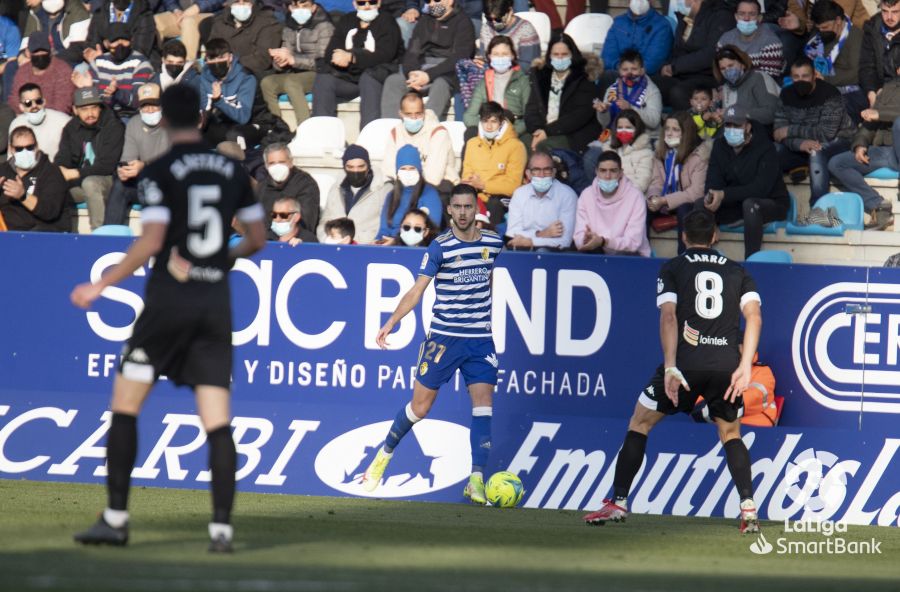 El estadio berciano ha acogido la última jornada antes del parón navideño con un encuentro entre la Deportiva y el Amorebieta.