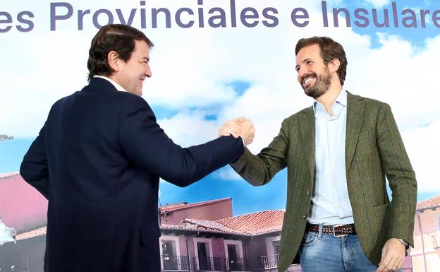 Pablo Casado e Isabel Díaz Ayuso respaldan la convocatoria de elecciones de Fernández Mañueco