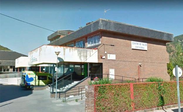 El PSOE señala que su enmienda para la reforma del Centro de Salud de Cistierna era de 65.000 euros más que la propuesta de la formación popular. 