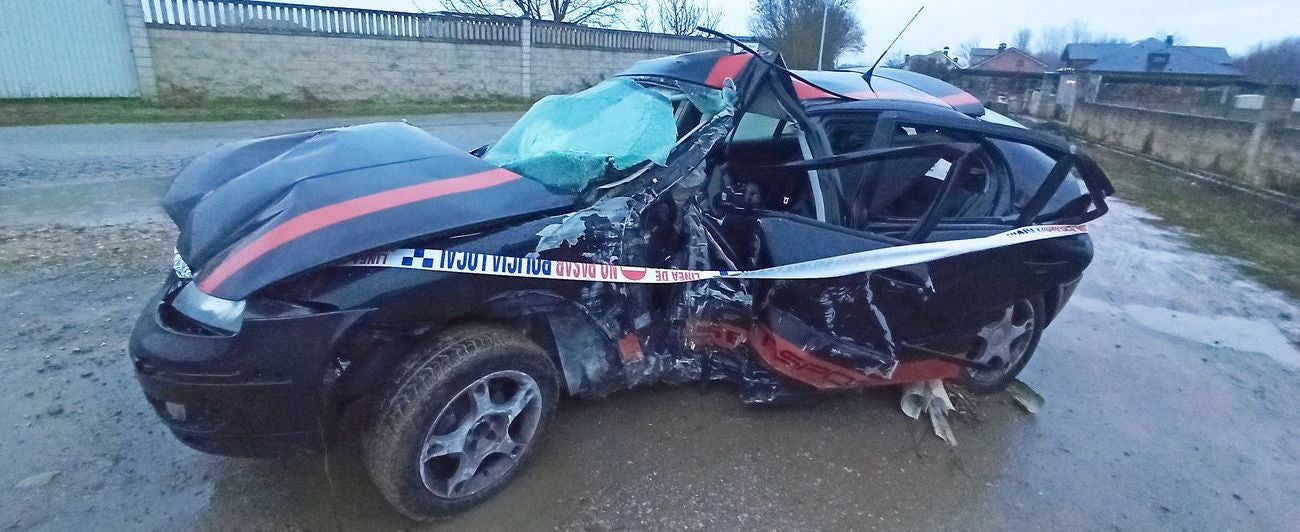 Accidente con dos heridos graves en el Camino de Santiago a su paso por el barrio ponferradino de Fuentesnuevas. 